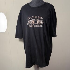 Black Tee with Camera and Floral Design Sz 2x